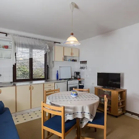 Luna Apartmán